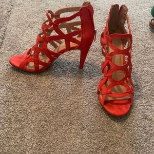 Kelly & Katie bright coral heels size 7